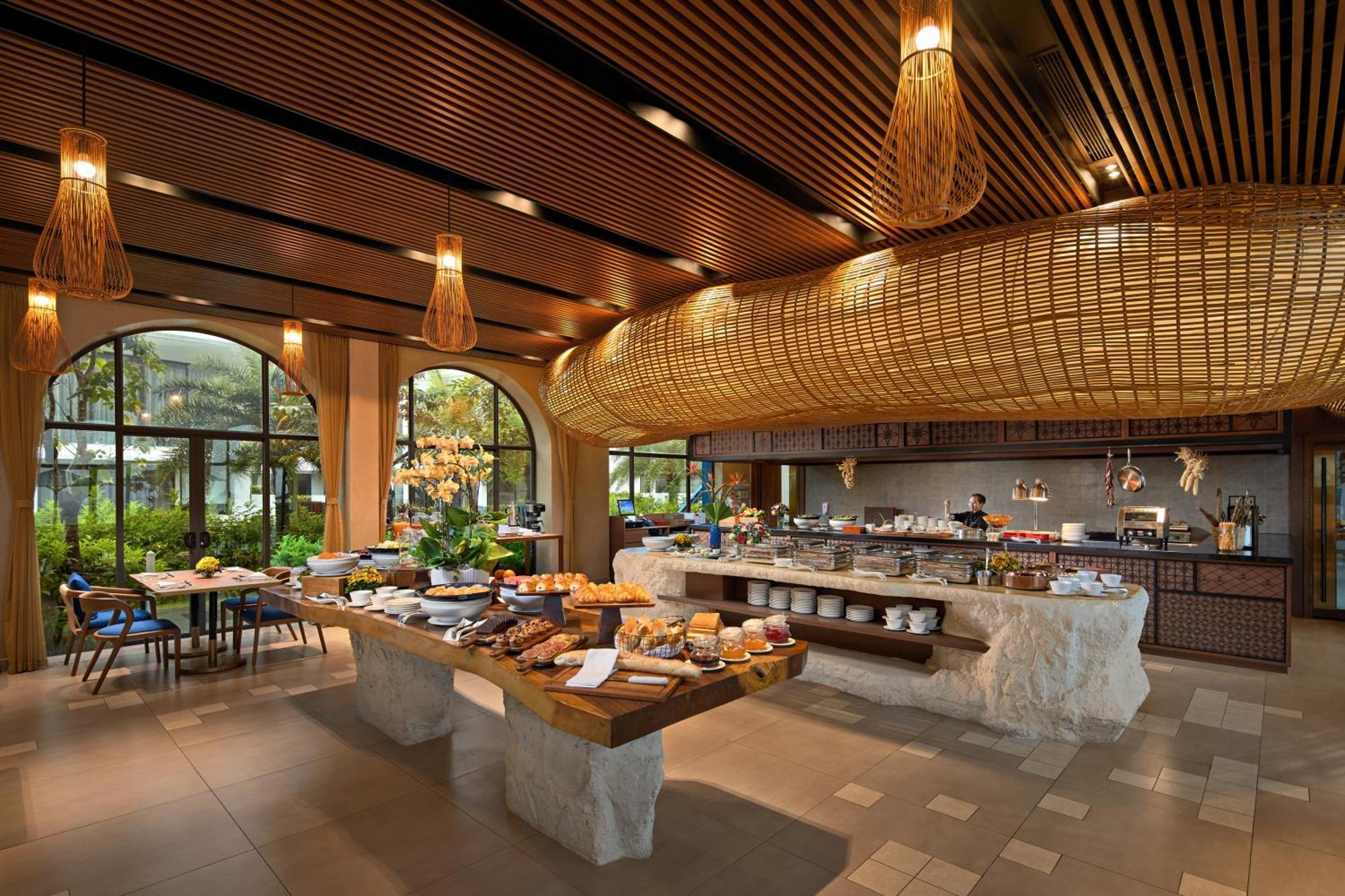 Wyndham Hoi An Royal Beachfront Resort & Villas An Bàn Exterior foto