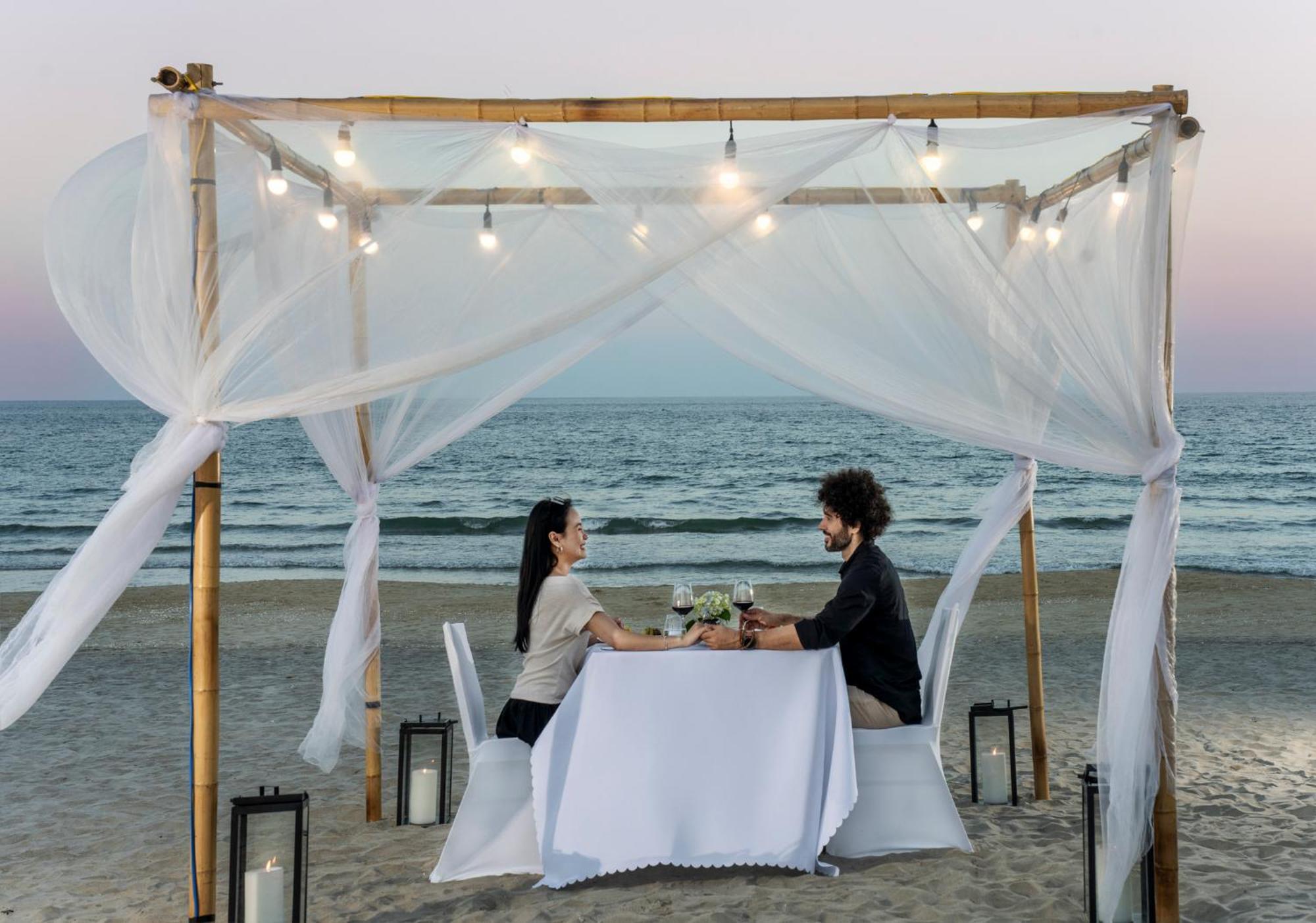 Wyndham Hoi An Royal Beachfront Resort & Villas An Bàn Exterior foto