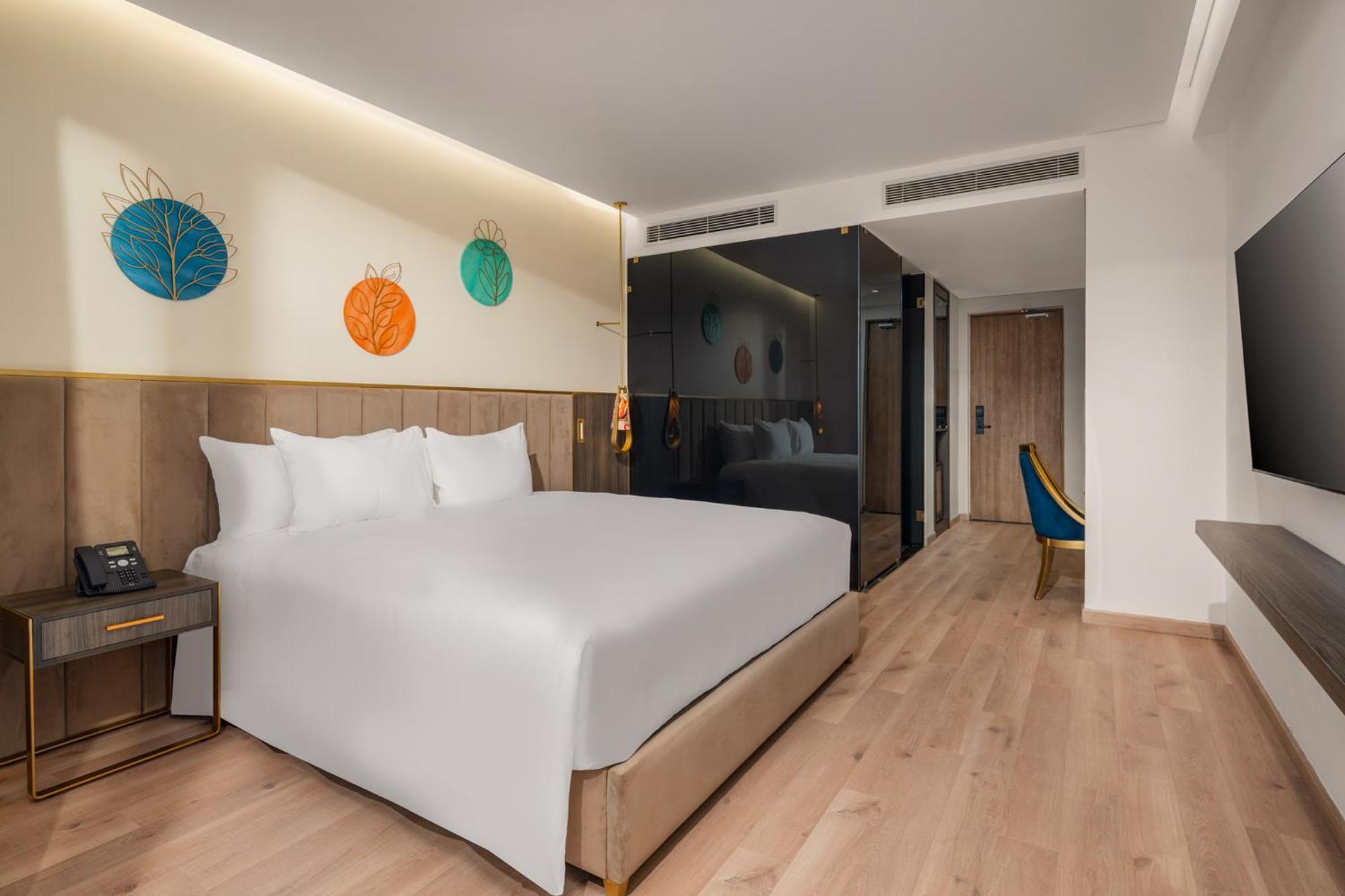 Wyndham Hoi An Royal Beachfront Resort & Villas An Bàn Exterior foto